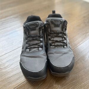 Xero Shoes Men’s DayLite Hiker Fushion, Size 11.5